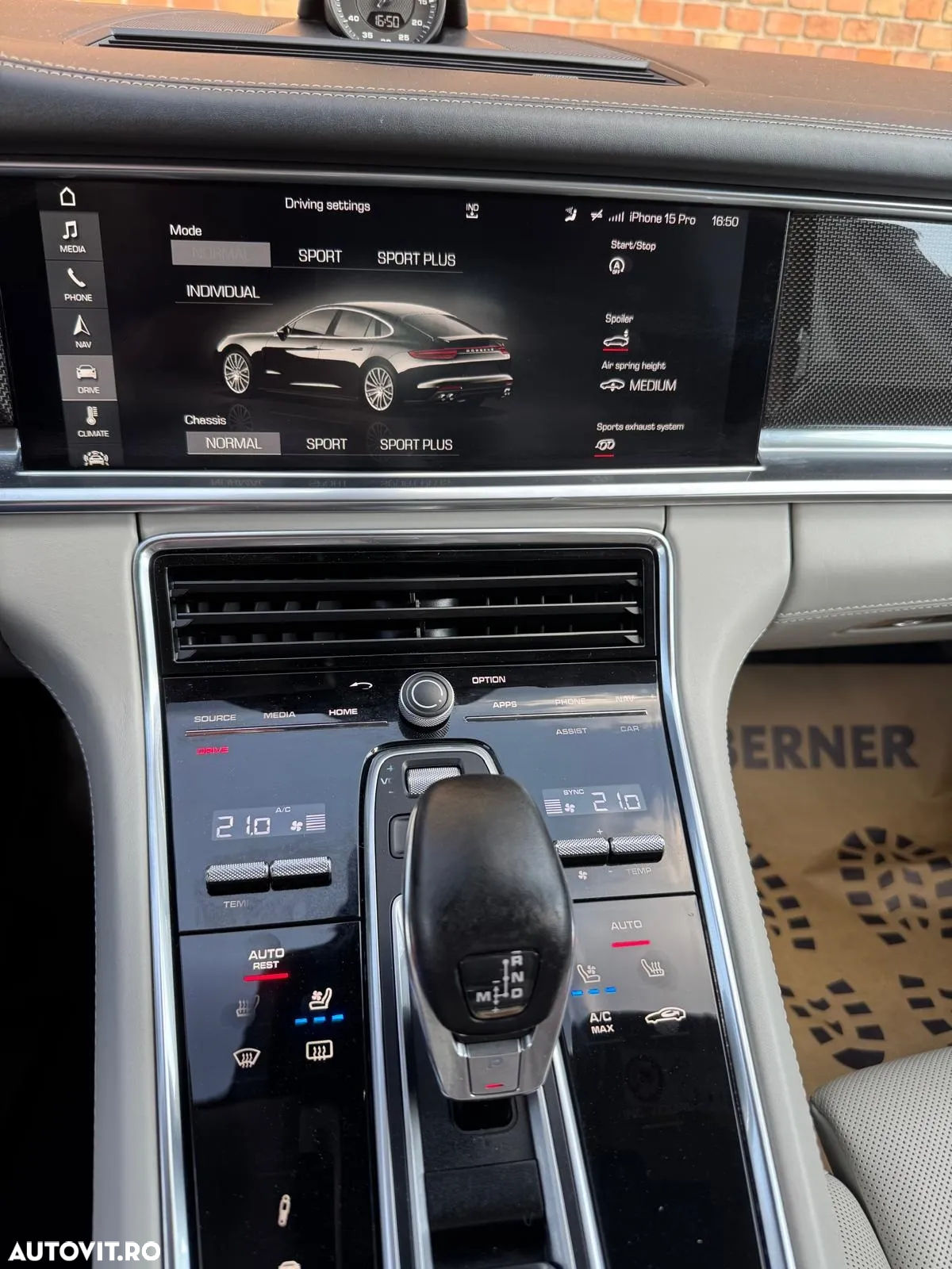Porsche Panamera 4S - 6