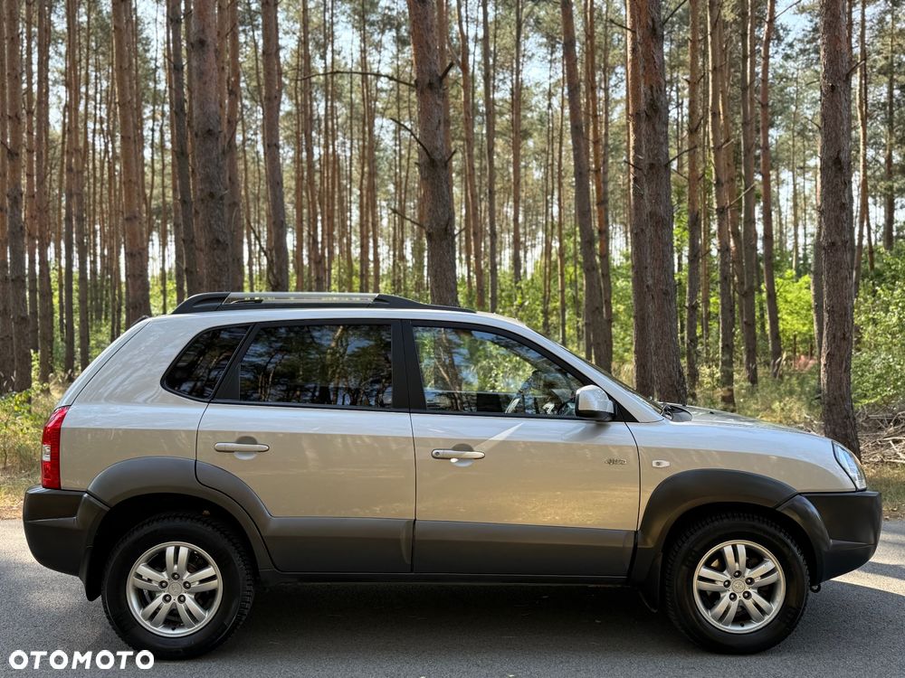 Hyundai Tucson 2.0 CRDi Premium - 9