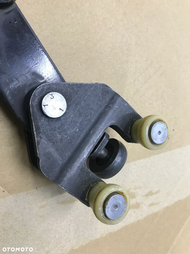 Prowadnica drzwi Opel Vivaro C Jumpy Expert 3 III 16- Scudo Proace dolna prawe przesuwne 98080758D - 6