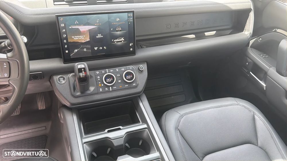 Land Rover Defender 2.0 P300e 110 AWD X-Dynamic SE - 5