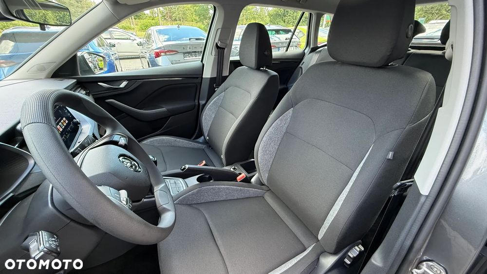 Skoda Kamiq 1.0 TSI Essence - 22