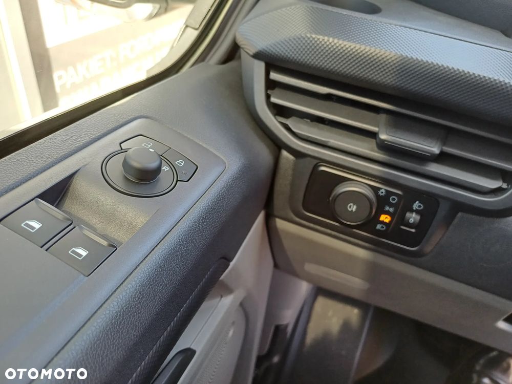 Ford TRANSIT CUSTOM VAN V710 L2H1 FWD - 9