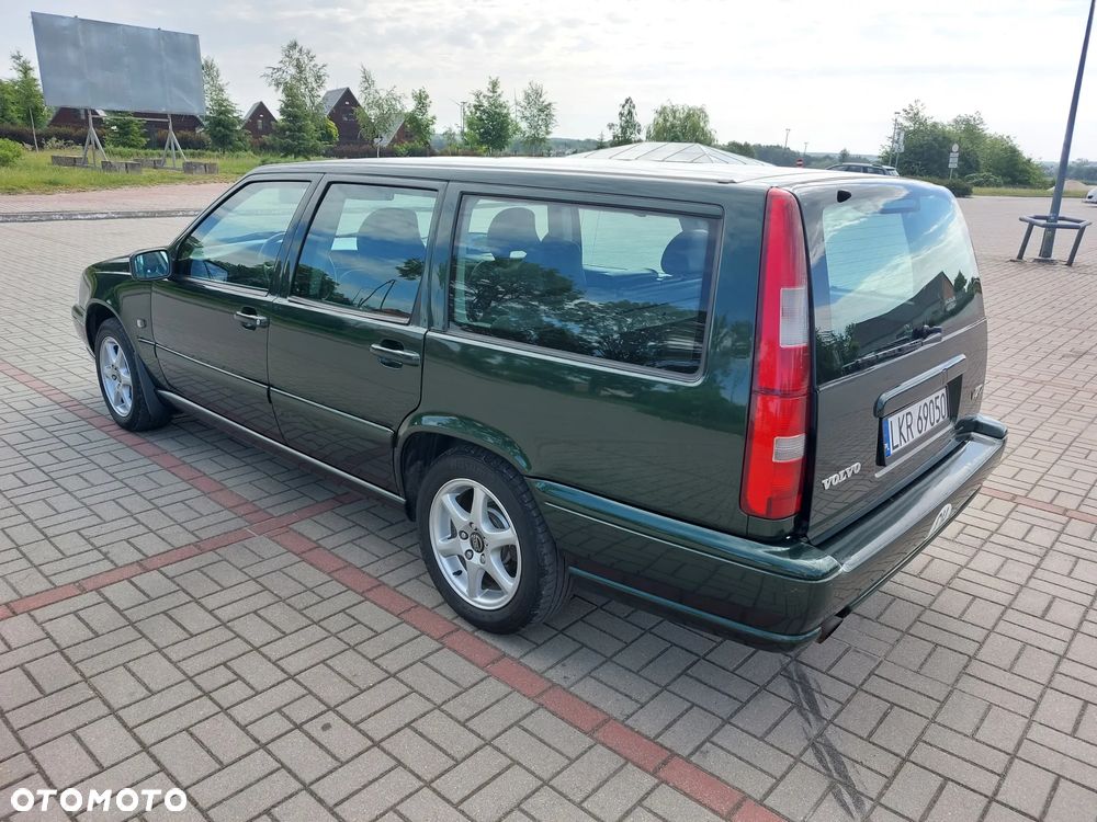 Volvo V70 2.4 - 7