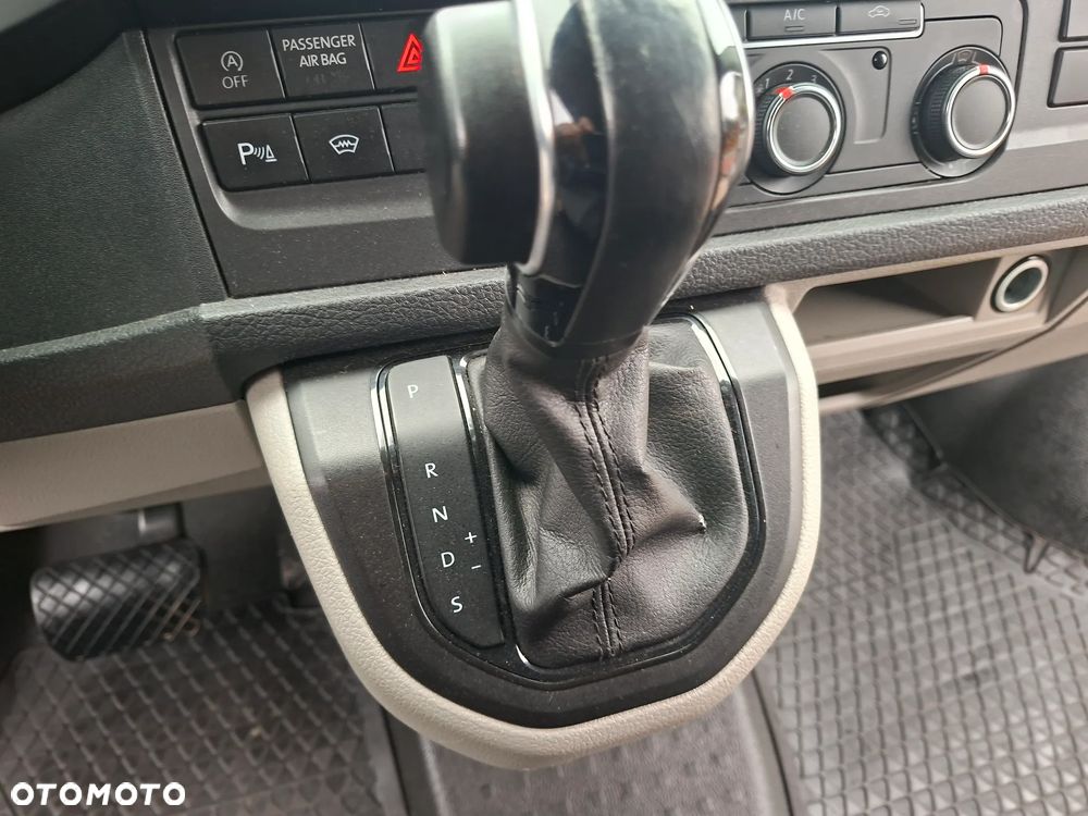 Volkswagen Transporter T6 - 20