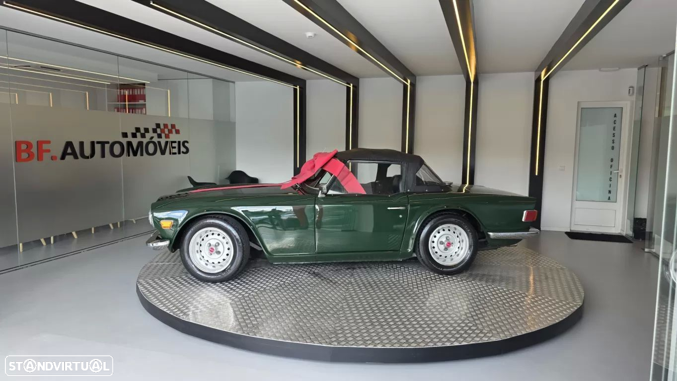 Triumph TR6 - 15