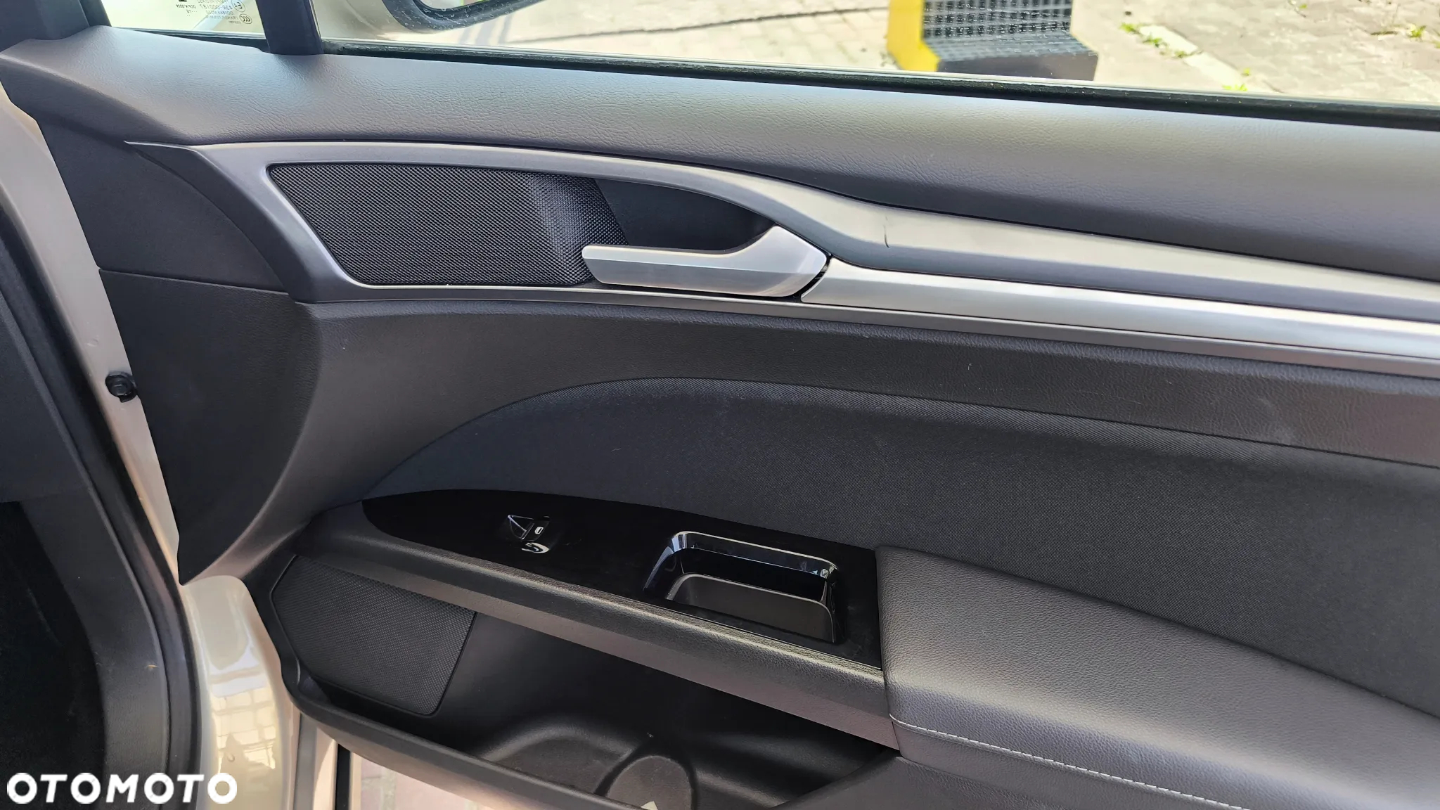 Ford Mondeo 2.0 TDCi Titanium PowerShift - 10