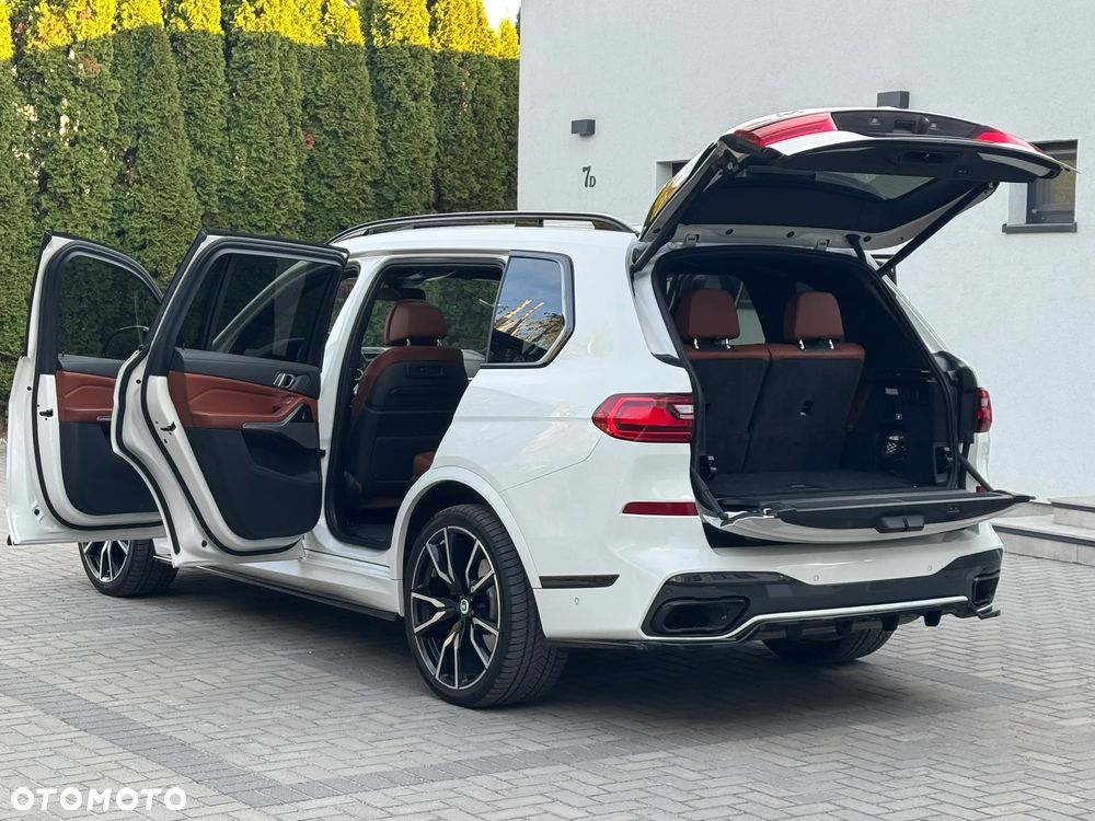 BMW X7 xDrive40i - 14