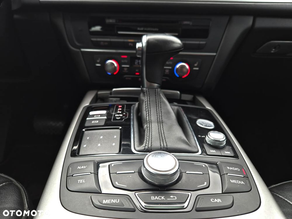 Audi A6 Avant 3.0 TDI DPF quattro S tronic - 13