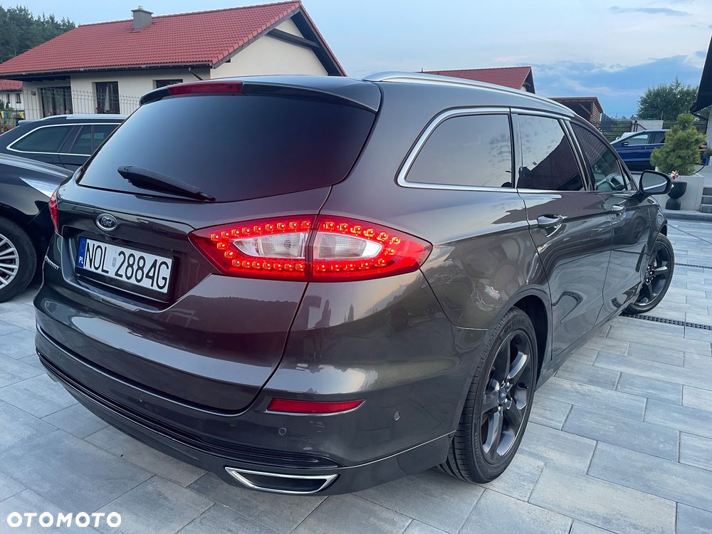 Ford Mondeo 2.0 TDCi STart-Stopp PowerShift-Aut Titanium - 4