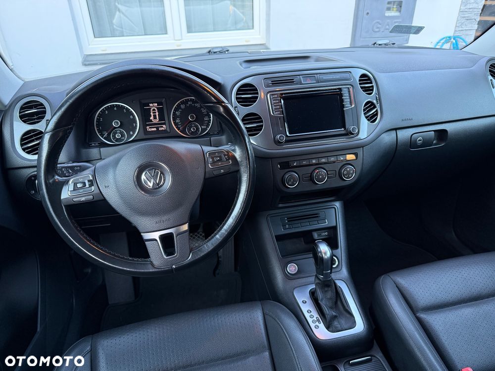 Volkswagen Tiguan - 11