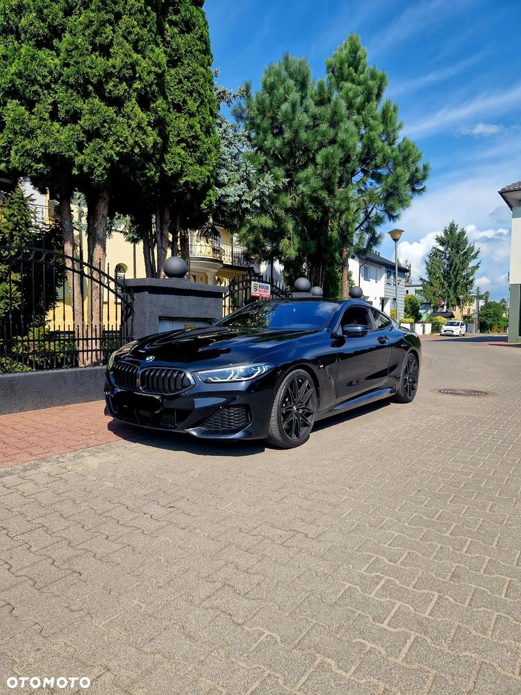 BMW Seria 8 - 12