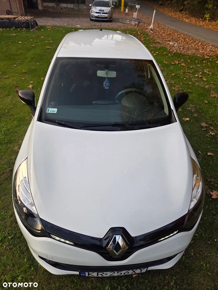 Renault Clio - 11