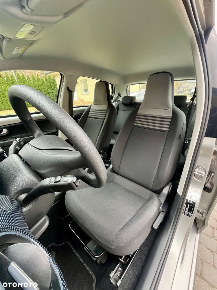 Volkswagen up! 1.0 street - 5