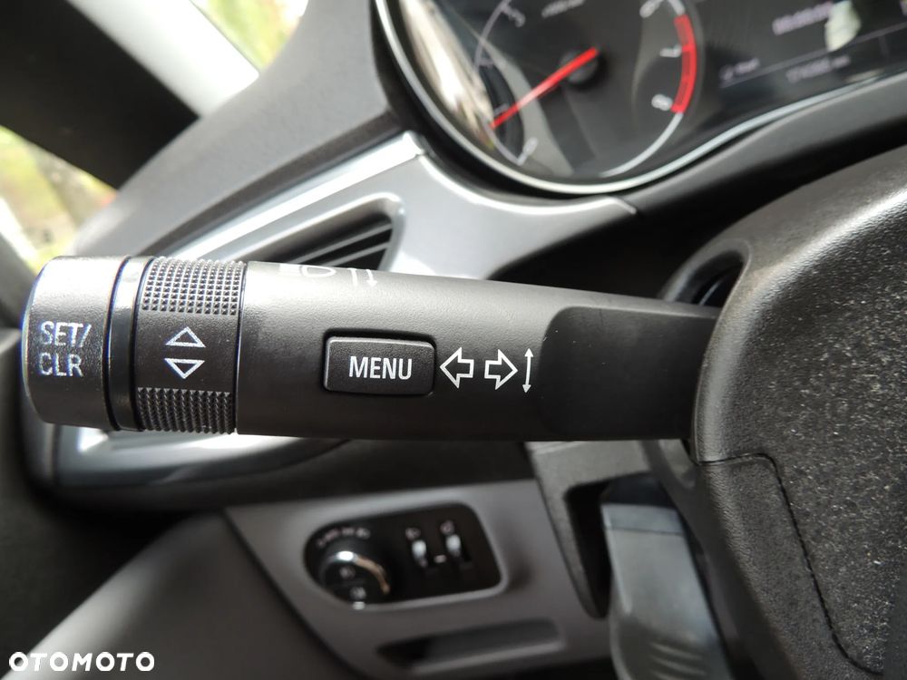 Opel Corsa 1.4 Cosmo S&S - 13