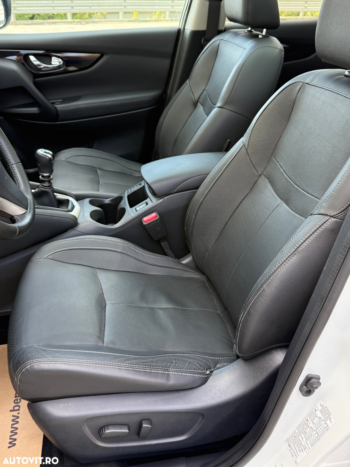Nissan Qashqai 1.6 DCI ALL-MODE 4x4i TEKNA - 8