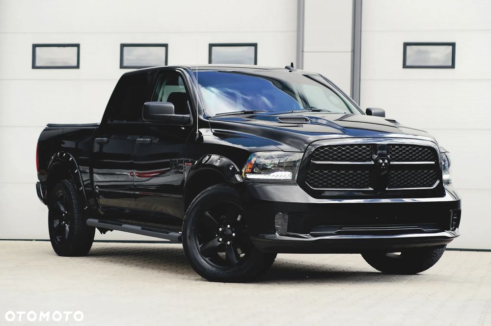 Dodge RAM - 8