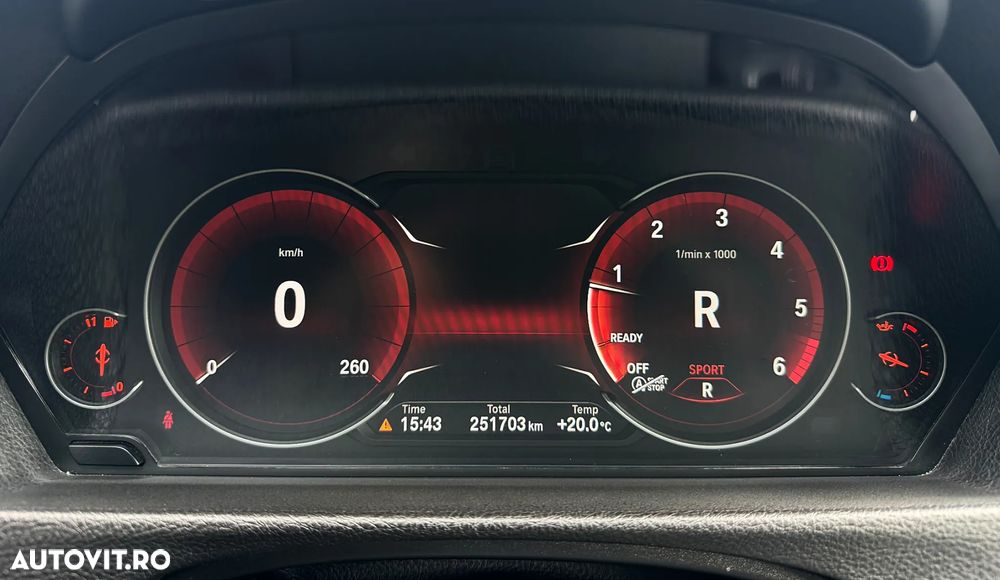 BMW Seria 3 318d Touring Aut. Luxury Line - 11