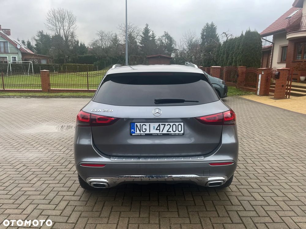 Mercedes-Benz GLA 250 Style - 6
