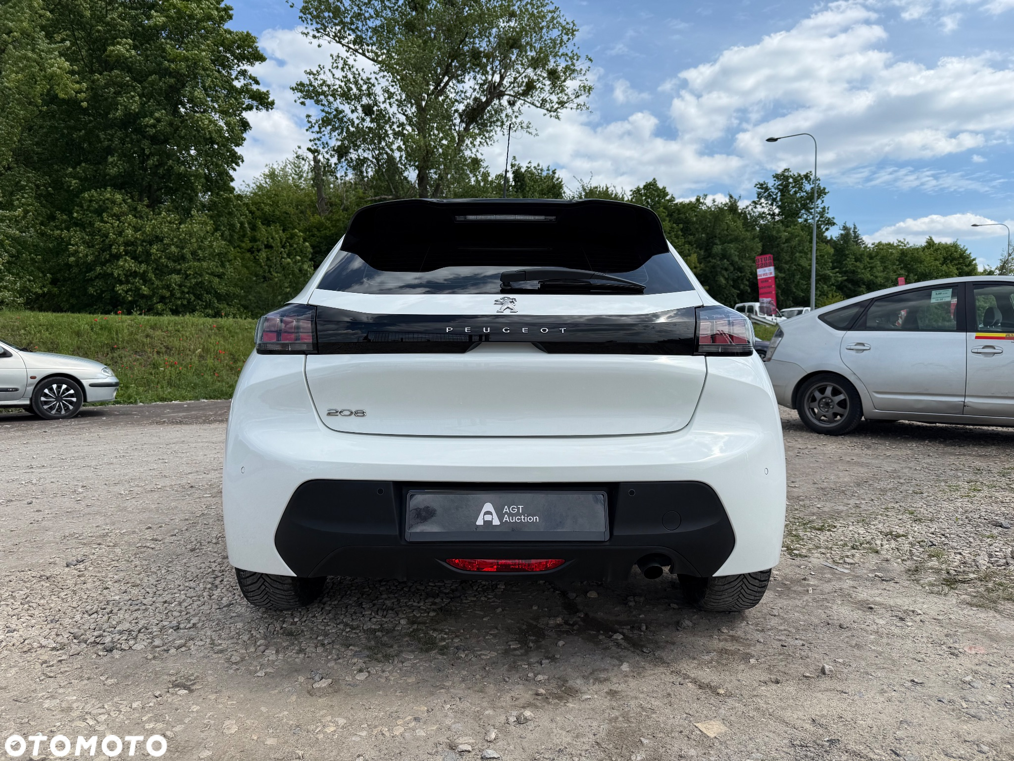 Peugeot 208 1.2 PureTech Active S&S EAT8 - 5