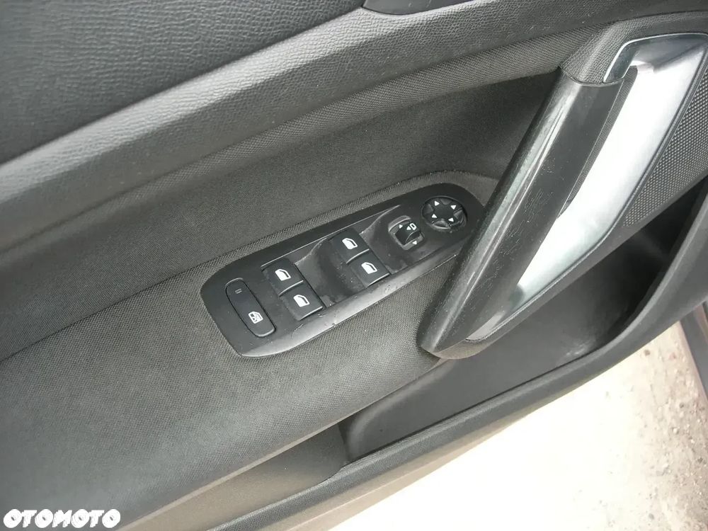 Peugeot 308 SW 1.6 BlueHDi Active S&S - 13