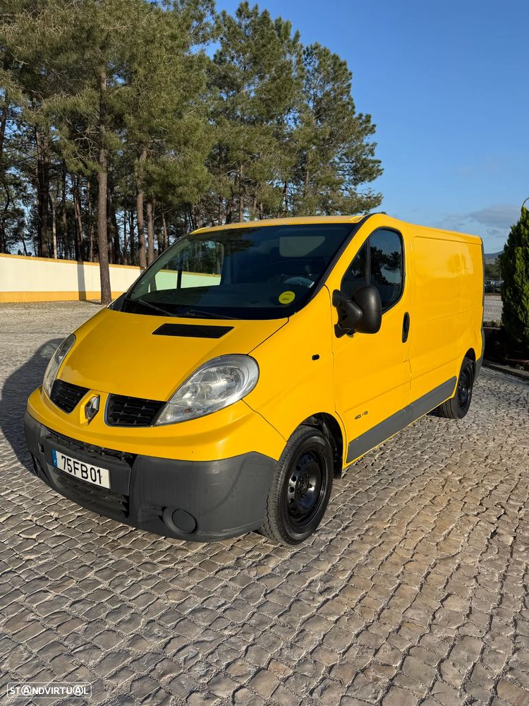 Renault Trafic - 1