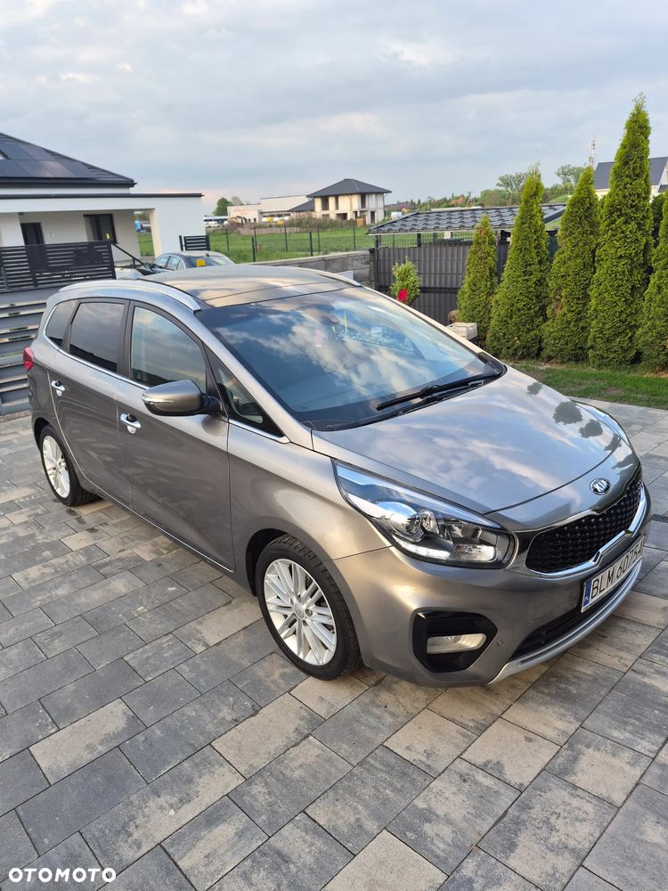 Kia Carens 1.7 CRDi 115 Dream Team Edition - 3