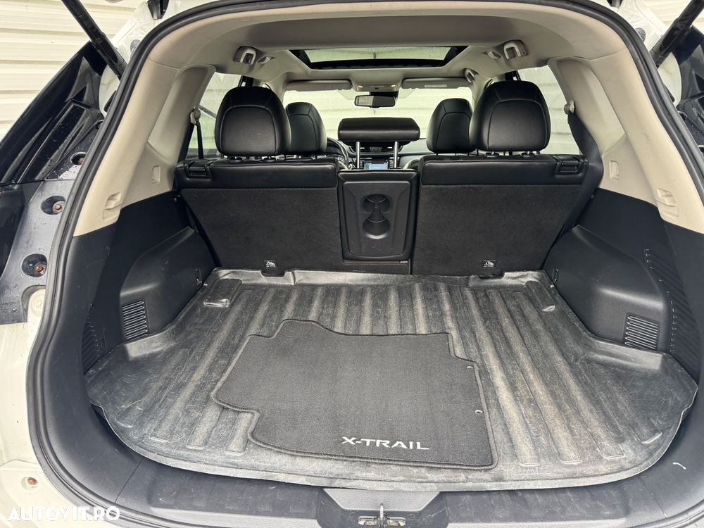 Nissan X-Trail 2.0 dCi ALL-MODE 4x4i Xtronic Tekna - 24