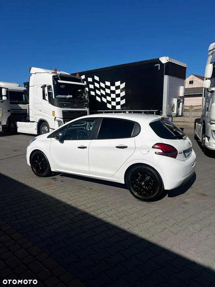 Peugeot 208 Blue-HDi 120 Stop&Start Allure - 6