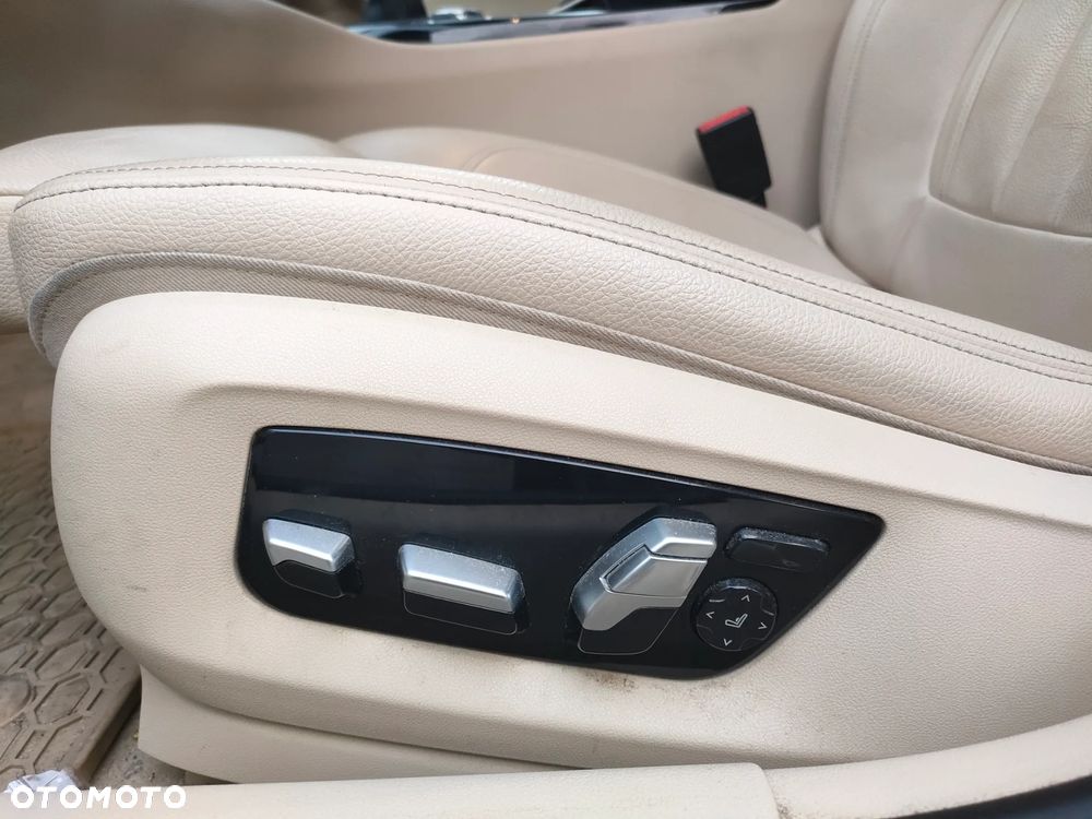 BMW Seria 5 520d - 10