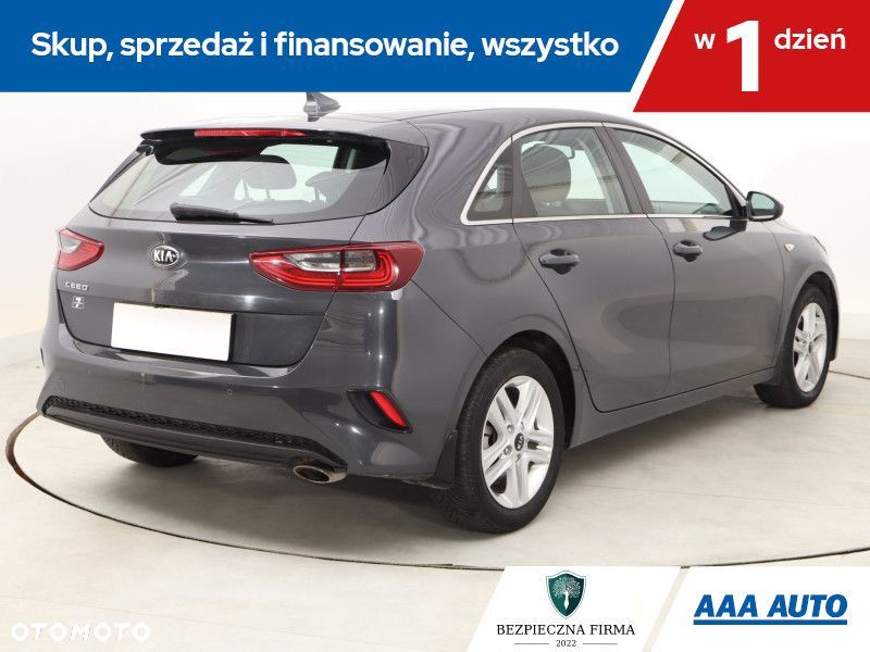 Kia Ceed - 7