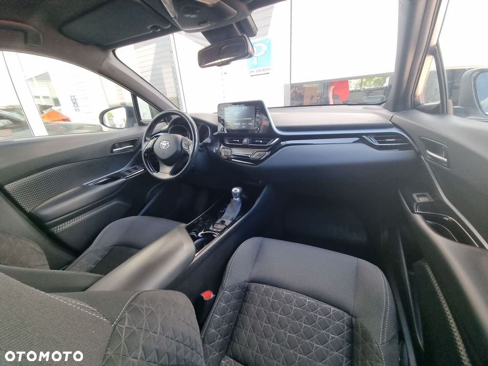 Toyota C-HR 2.0 Hybrid Style - 11