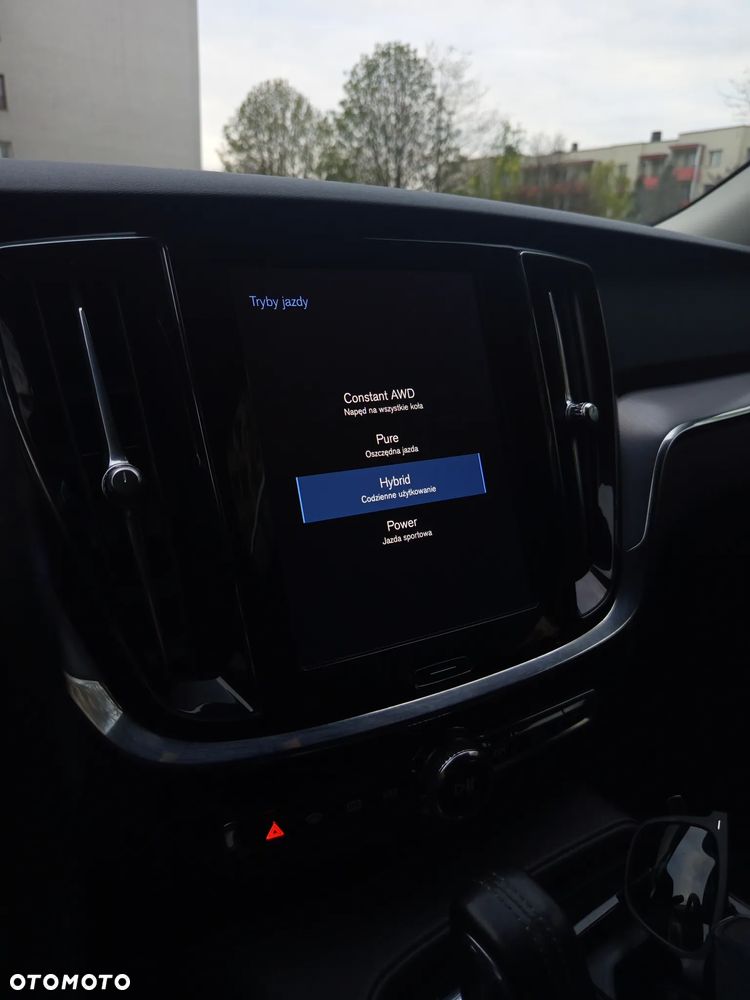 Volvo V60 T6 AWD Twin Engine Geartronic Momentum Pro - 18