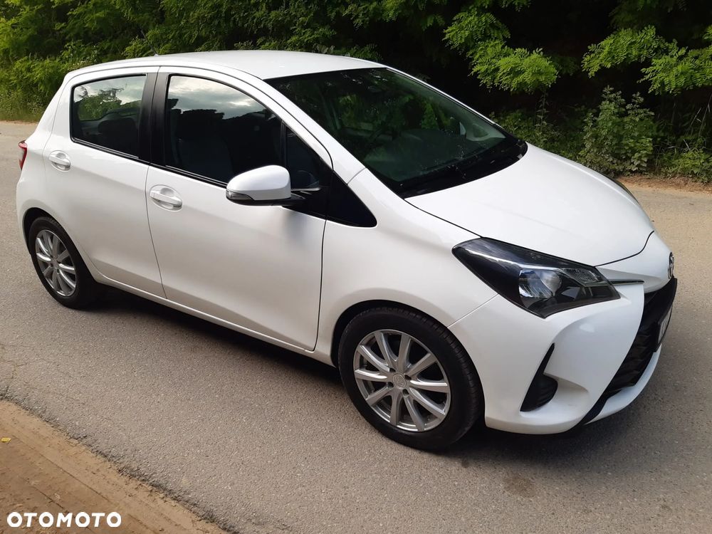 Toyota Yaris 1.5 Premium CVT - 1