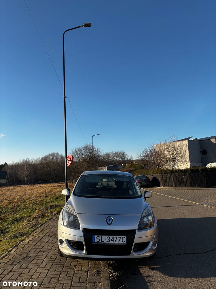 Renault Scenic 1.6 16V Tech Run - 17