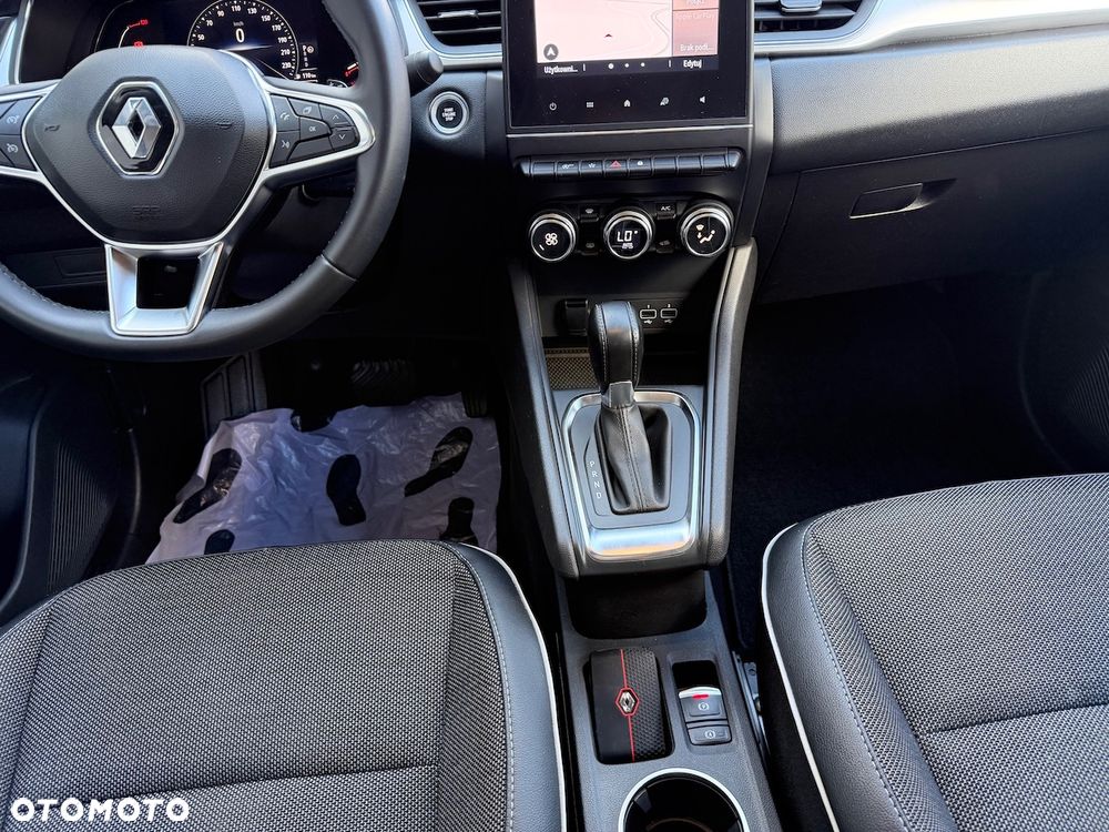 Renault Captur - 16
