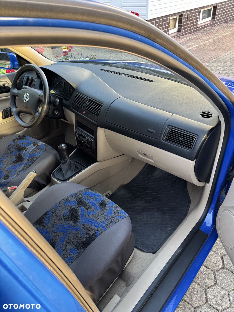 Volkswagen Golf 1.4 - 14