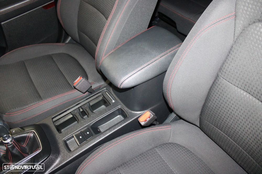 Ford Kuga 1.5 EcoBoost ST-Line - 35