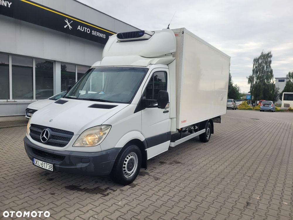 Mercedes-Benz Sprinter - 5