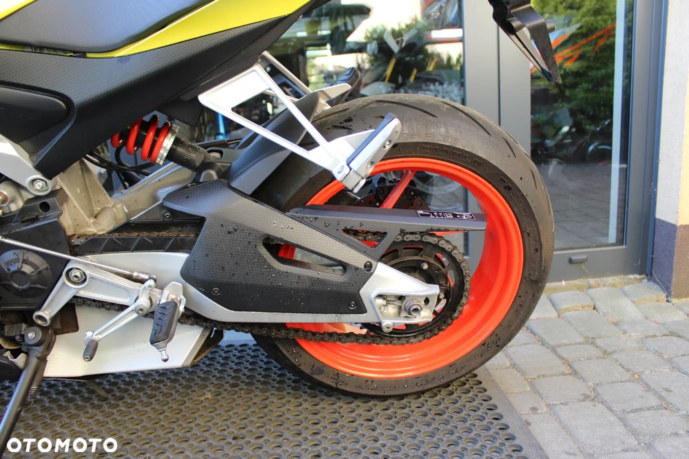 Aprilia Tuono - 9