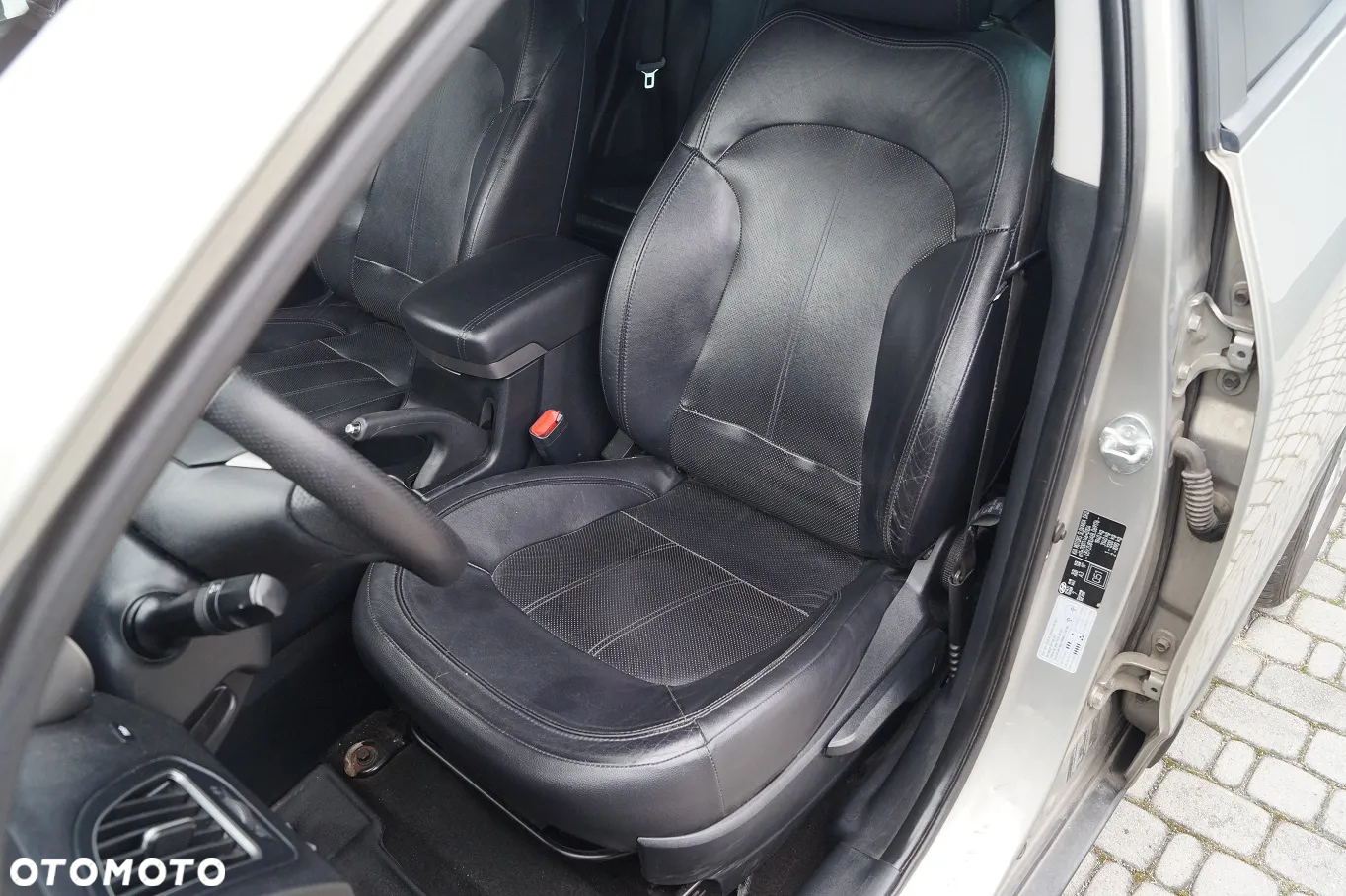 Hyundai ix35 1.7 CRDi 2WD blue Comfort - 20