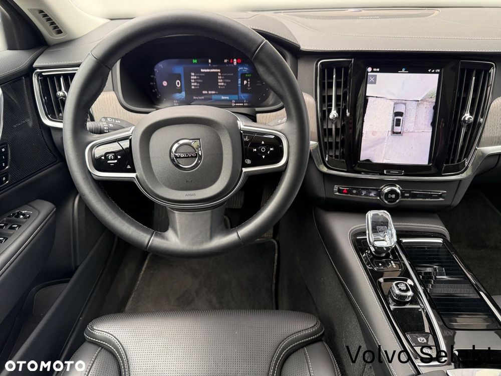 Volvo V90 - 17