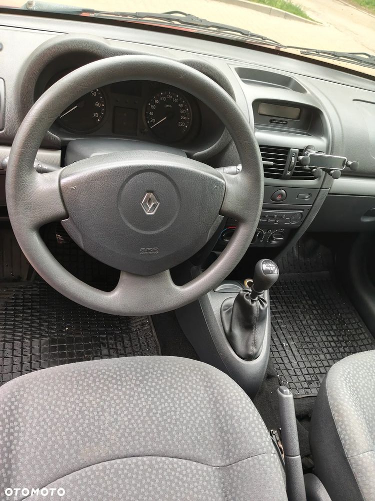 Renault Clio 1.2 Campus - 6
