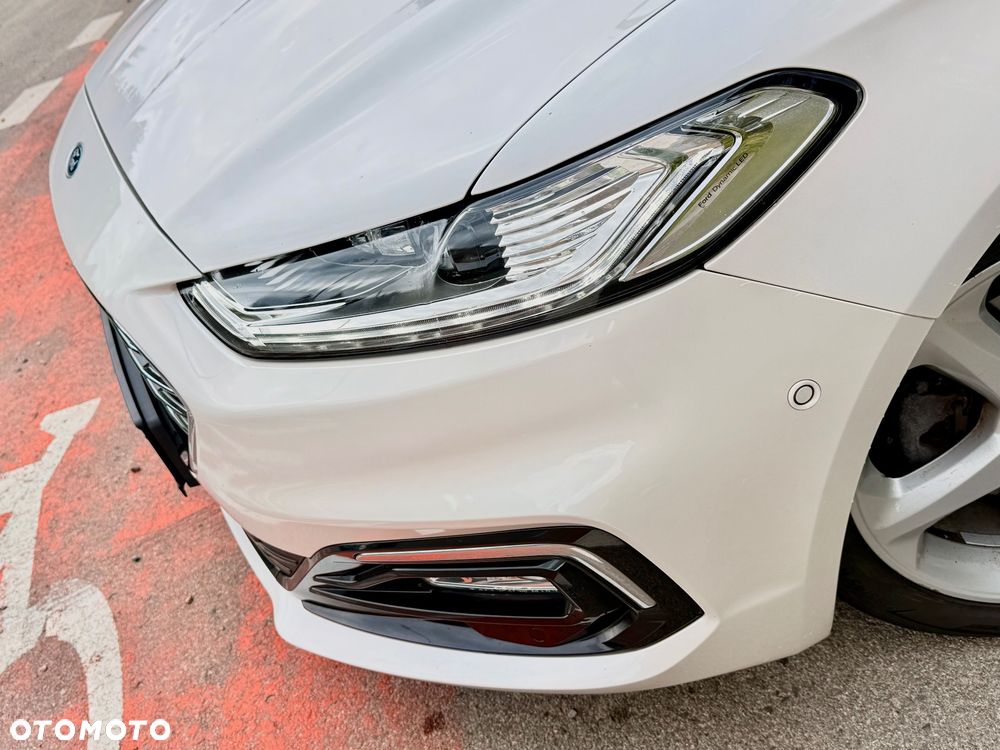 Ford Mondeo 2.0 EcoBlue Titanium - 11