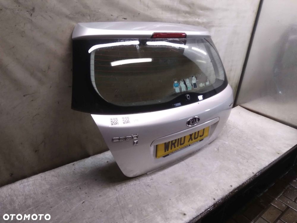 / KLAPA TYŁ TYLNA BAGAŻNIKA KIA CEED CEE'D 5D 5 DRZWI HB 9S SREBRNY - 2