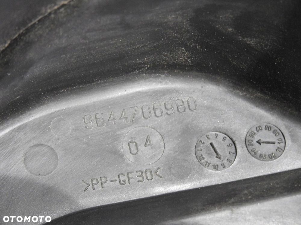 OSŁONA KIELICHA PRAWY PRZÓD PEUGEOT 407 2.2 16V - 8