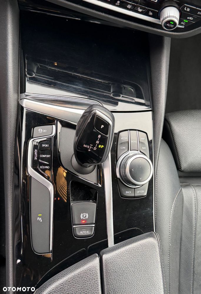 BMW Seria 5 520d M Sport Edition - 18