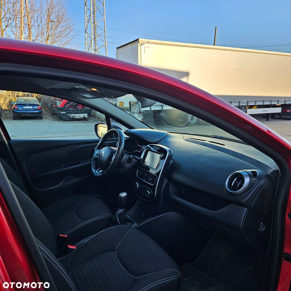 Renault Clio 1.2 16V 75 LIMITED - 15