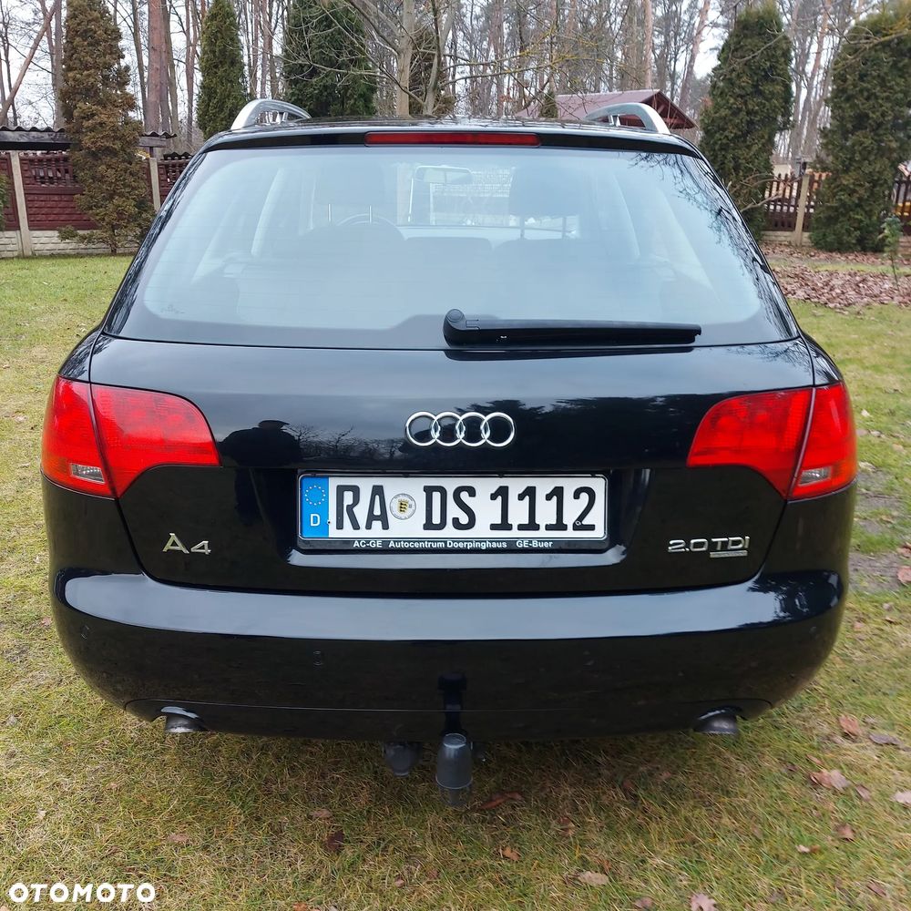 Audi A4 Limousine 2.0 TDI DPF quattro Ambiente - 4