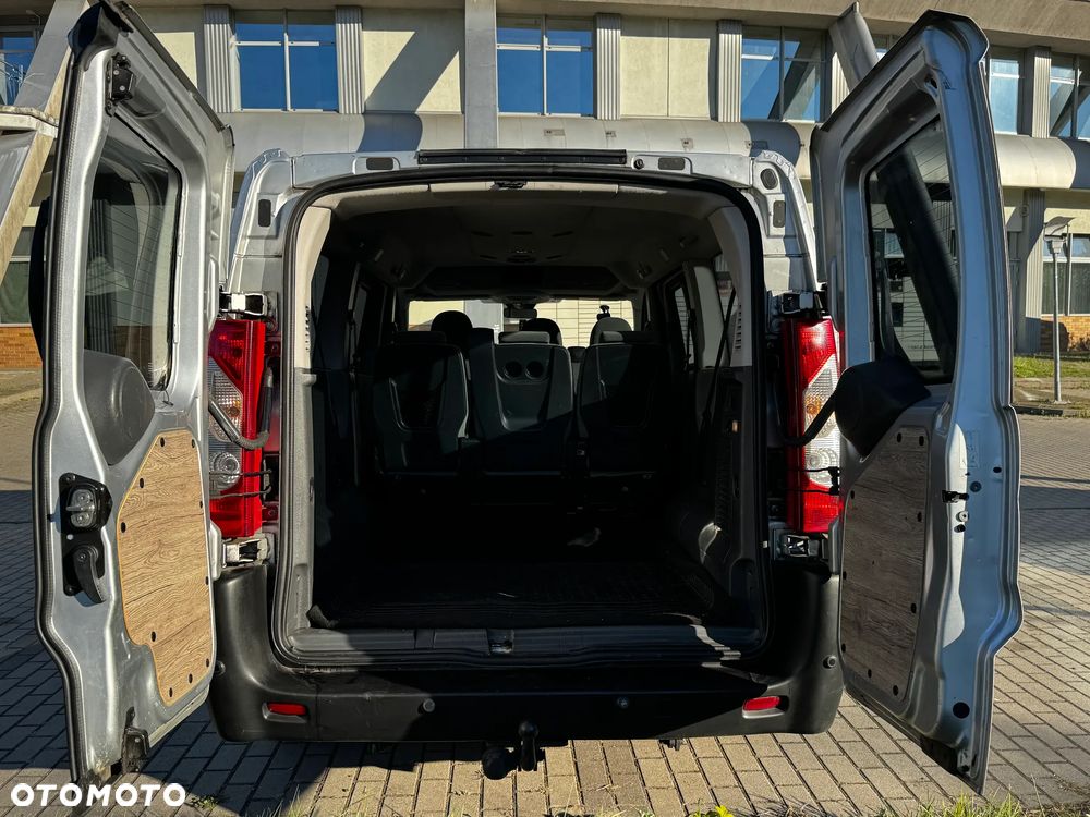 Citroën Jumpy Combi - 11