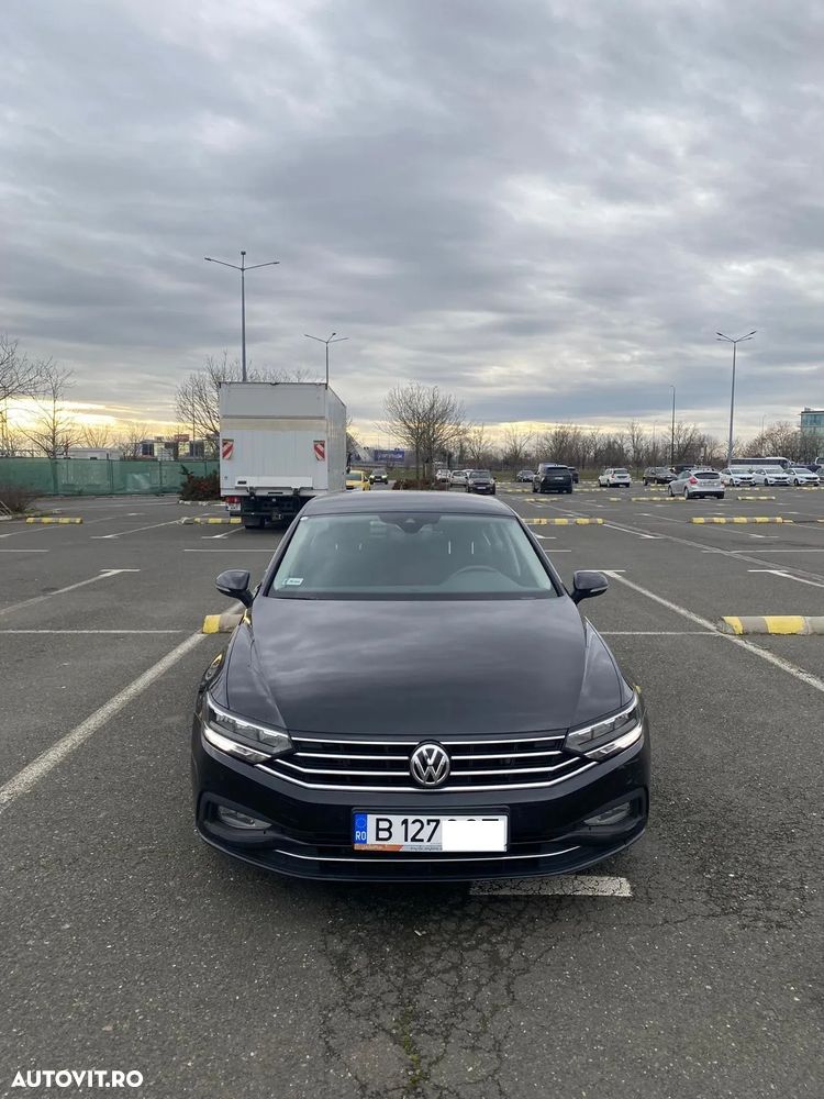 Volkswagen Passat Variant 2.0 TDI SCR DSG Business - 3